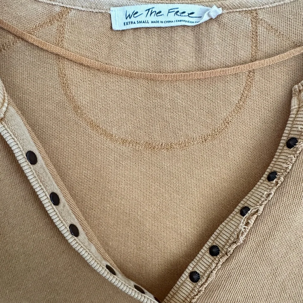 We the Free Long Sleeve Thermal Top V-Neck XS Small Mustard Yellow - Picture 3 of 5